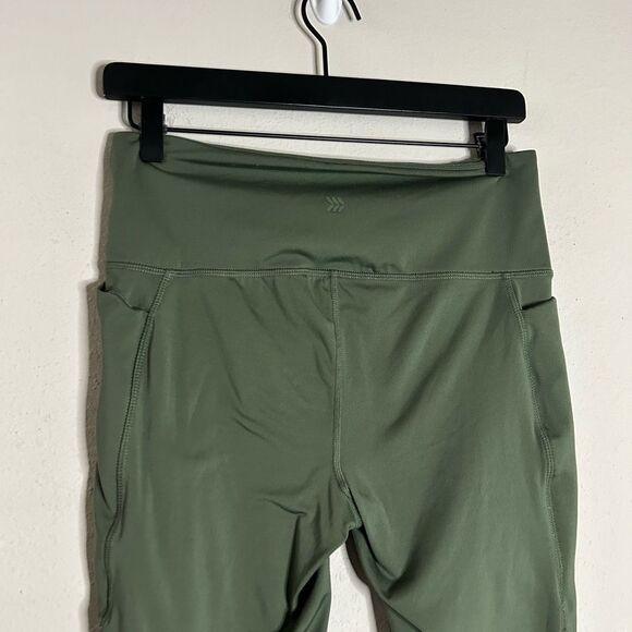 All In Motion Fern Green High Rise Legging Size M - Picture 9 of 11